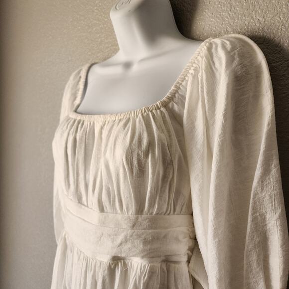 Saints + Secrets Puff Sleeve Open Back Bow White Ruffle Dress - Picture 3 of 9